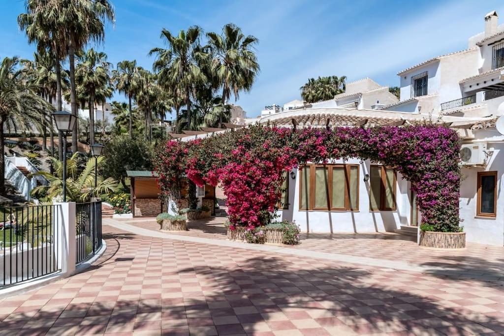 Ferienwohnung Oasis 16 Nerja Exterior foto
