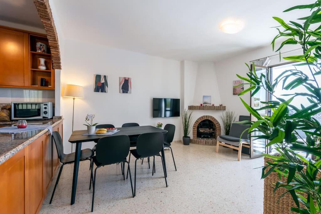 Ferienwohnung Oasis 16 Nerja Exterior foto